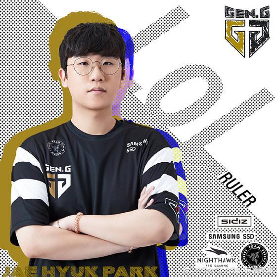 倒钩射门 倒钩射门