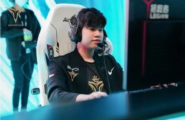 以其独特的 以其独特的