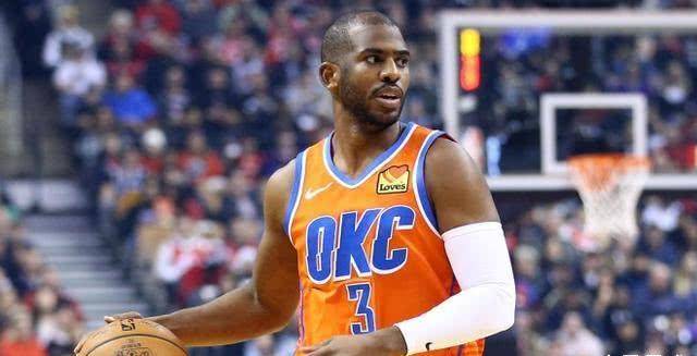 赛场上奋勇 赛场上奋勇